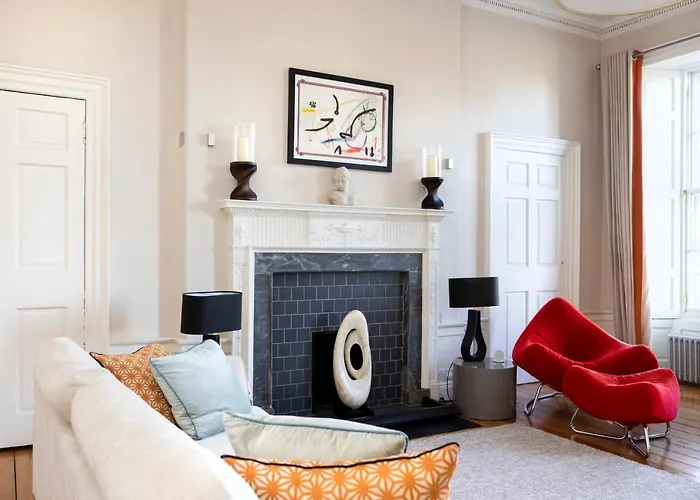 Joivy Contemporary Flat In The New Town